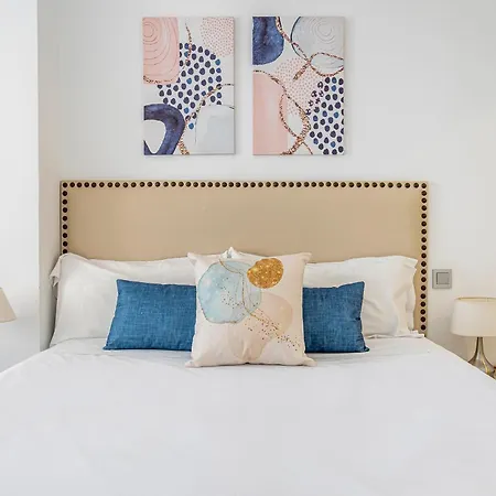 R&c Close To Center Walencja